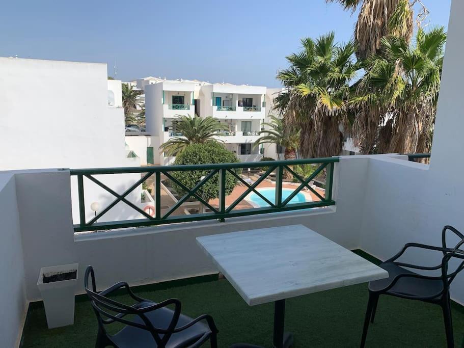 Coqueto Apartamento Zua Con Piscina Costa Teguise Esterno foto
